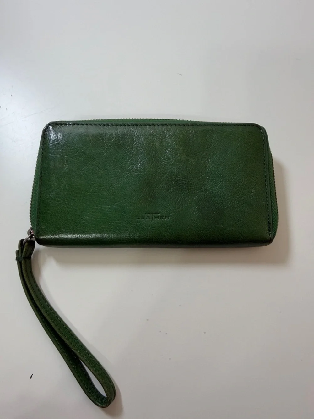 Tahari Dark Green Leather‎ Zip-Around Wristlet